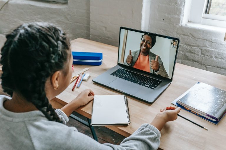 10 sitios web para hablar inglés con nativos en 2022 – Planeta Inglés
